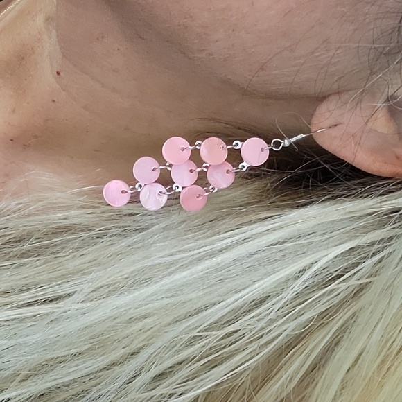 PEARLY PINK CHANDELIER DROP EARRINGS - Picture 1 of 7